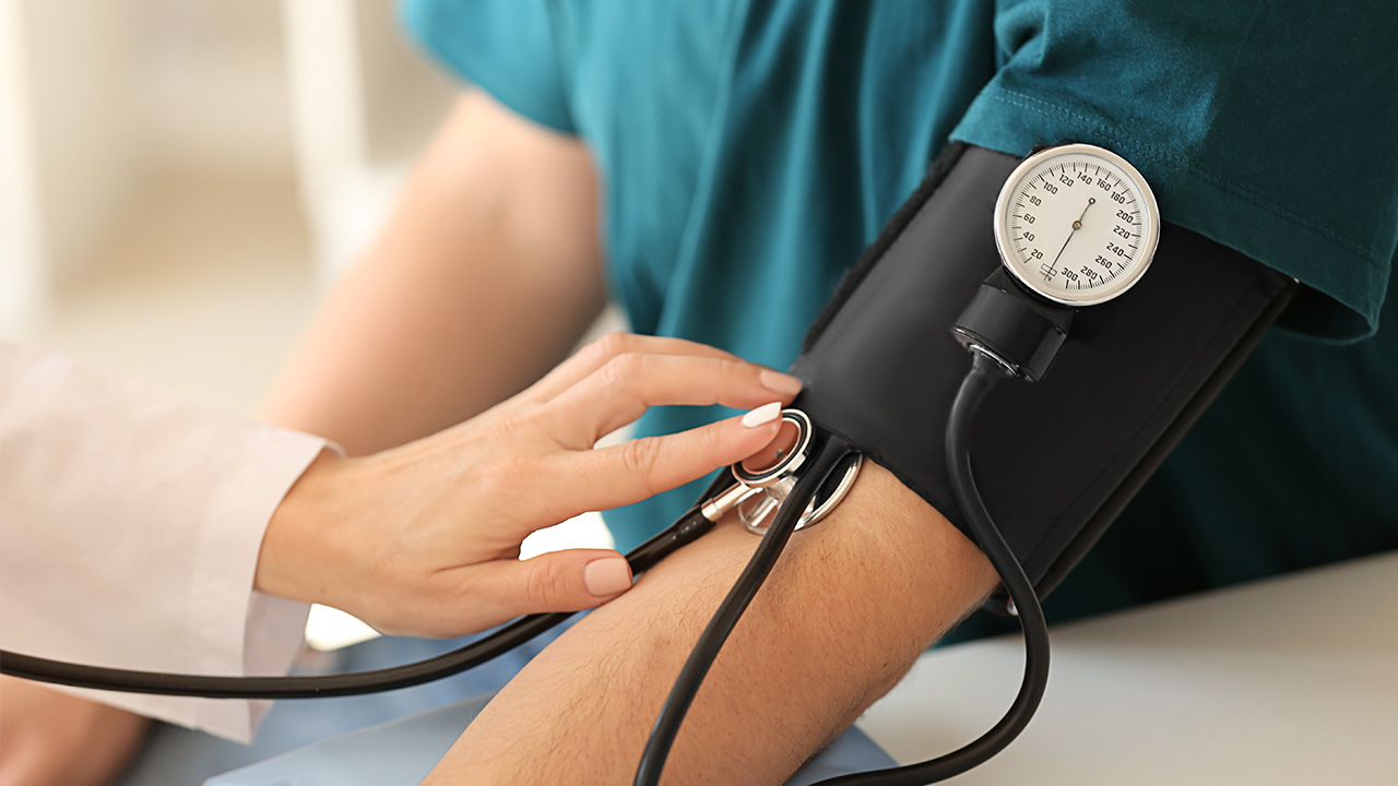 Blood pressure cuff